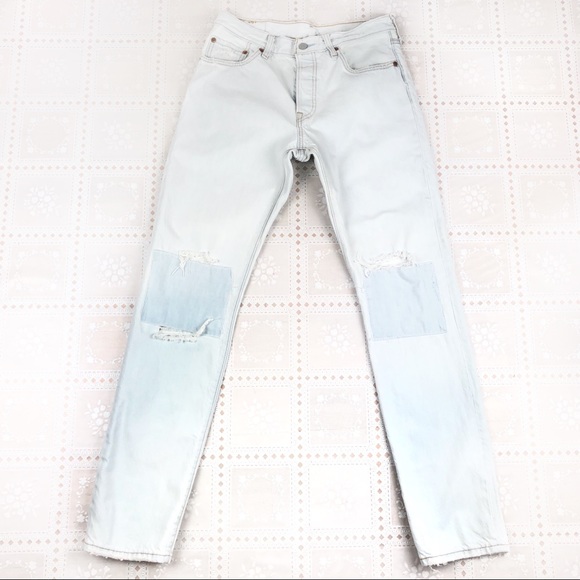 Levi's Denim - LEVIS 501 jeans 27x32 light wash distressed b509